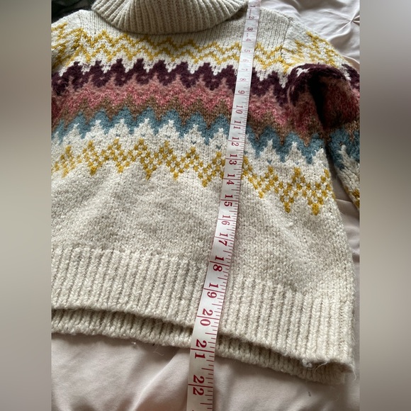 LOFT Cream Multicolor Chevron Turtleneck Sweater Petites Aztec Western - XSP - Picture 6 of 8